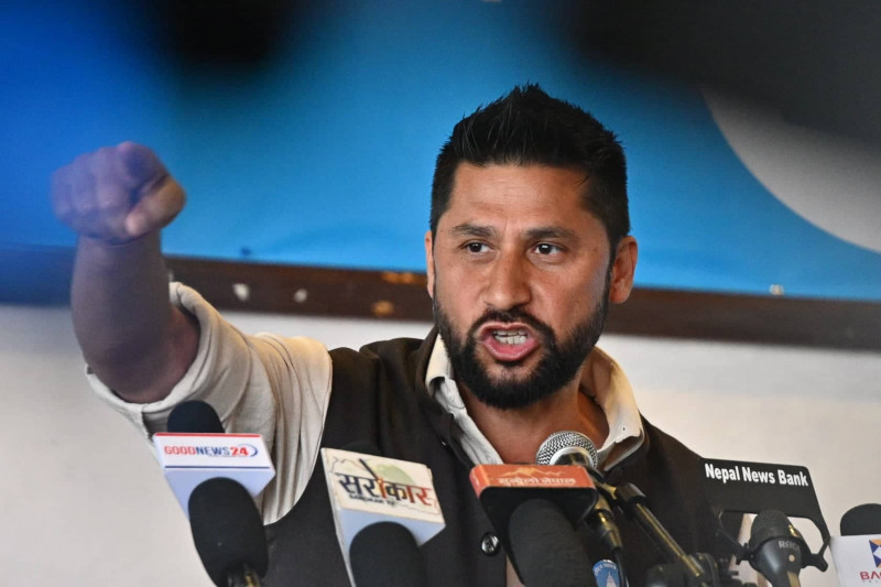 राष्ट्रिय स्वतन्त्र पार्टीको चुनावी घोषणापत्र सार्वजनिक (तस्वीरहरू)